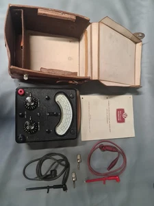Universal Avometer Model 7 with Original Case and cables - nice example - Picture 1 of 24