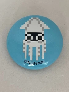 Nintendo Super Mario Bros. Blooper 1.375" (3.5 cm) Pinback Button - Picture 1 of 2