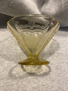 Federal Madrid Depression Glas Fuß Sherbet Cup Glas Bernstein - Bild 1 von 2