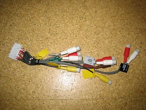 Pioneer AVIC-F920BT AVIC-F10BT AVIC-F20BT Cinch Anschlüße RCA Connector Preout - Bild 1 von 1