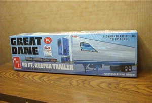 Remolque refrigerado AMT GREAT DANE 40 FT ESCALA 1/25 RETRO KIT MODELO DE LUJO #1249 - Imagen 1 de 4