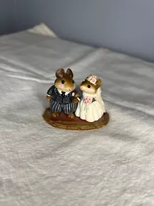 Wee Forest Folk "Wedding Mice" M-67 Signed by William Petersen 1982 - Picture 1 of 9