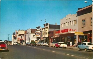 STREET SCENE, FT BRAGG, CALIFORNIA, VINTAGE POSTCARD - Picture 1 of 2