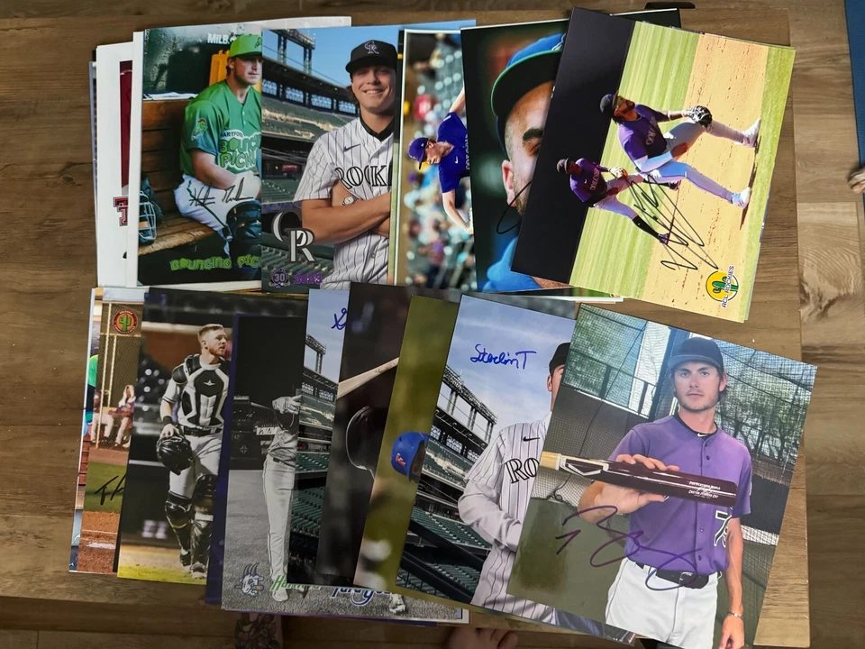 Foto firmada por los Rockies de Colorado de 8 x 10 ** Elige jugador ** Autógrafo Draft de novato Foto 1 de 1