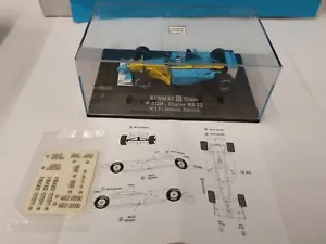 UNIVERSAL HOBBIES, RENAULT F1 R202, J BUTTON - TRULLI HELMET 1:43 Scale GP #2186 - Picture 1 of 8