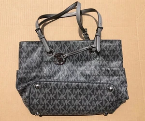 Michael Kors MK Signature Monogram Gray Purse Tote Handbag High End Gorgeous ! - Picture 1 of 3