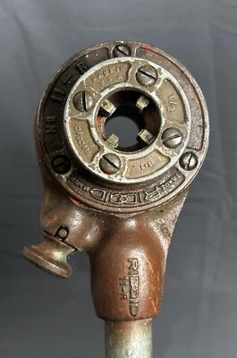 Rigid 11-R Pipe Threader Die Holder With Handle & 1/2 Die Used - Image 1 of 4