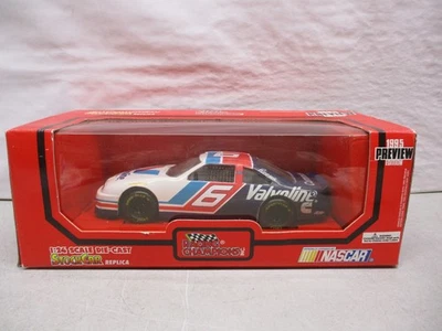 1995 Racing Champions Mark Martin Valvoline 1/24 - Image 1 of 2