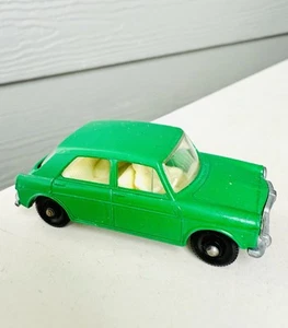 Lesney Matchbox #64 Green Regular 1-75 MG 1100 1968 Diecast Dog In Back Toy - Picture 1 of 7