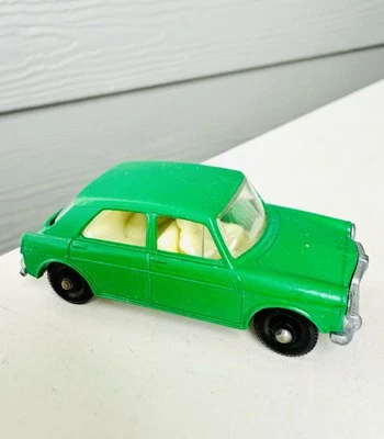 Lesney Matchbox #64 Green Regular 1-75 MG 1100 1968 Diecast Dog In Back Toy - Image 1 of 4