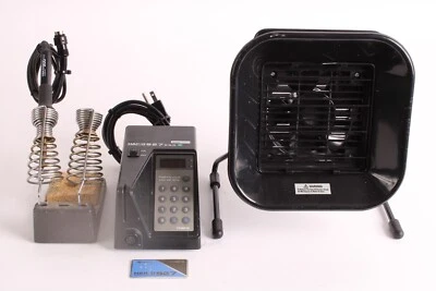 Hakko 927 E.S.D. Soldering Station W/ 900 Iron, 631 Holder, 493 Smoke Absorber - Image 1 of 4
