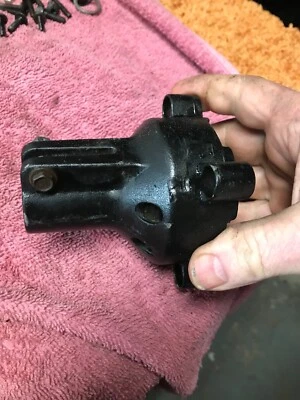 d1 st385bc St-385BC UT-15040J  Homelite String Trimmer METAL CLUTCH DRUM COVER - Image 1 of 4