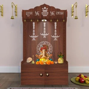 Zeitloser brauner Holzbügel/Mandir für Pooja| Focus hellbraune Oberfläche - Bild 1 von 5