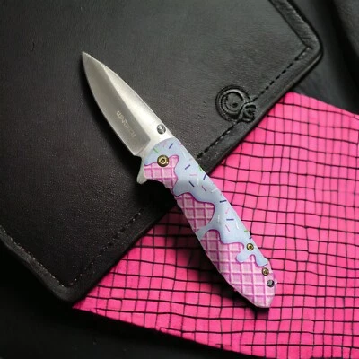 Cuchillo 456C 7,75” Asistido por Resorte Táctico Sprinkles Tema Rosa Mujer Fatale Foto 1 de 4