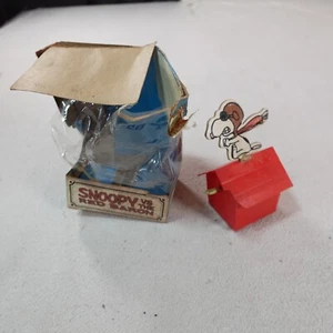 Vintage Clockwork Snoopy and Doghouse Wind Up Toy Bounces With Box Distressed - Picture 1 of 19