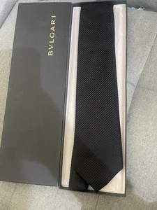 BVLGARI Men's Tie 100% A QUALITY SILK BLACK Made in Italy vintage RRP £250 - Picture 1 of 5