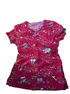 Dickies Womens Red Love & Hearts Print Scrub Top Size S Valentine's Day - Picture 1 of 6