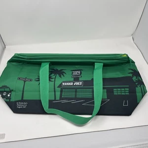 Trader Joe's Insulated Reusable Shopping Bag 8 Gallons Emerald Tote Bag - Picture 1 of 5