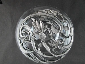 Vintage 1984 Metzke Pewter Glass Company  Potpourri Dish Irises - Picture 1 of 6