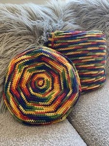 VTG MCM Set Of 2 Hand Crochet Rainbow Multi Color Round Square Accent Pillows - Picture 1 of 12
