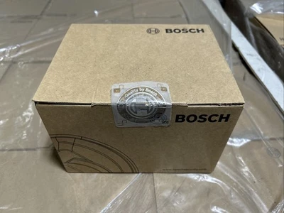 Cámara domo Bosch FLEXIDOME IP 5000i 5MP HDR 3-10mm NDI-5503-A-W Foto 1 de 4