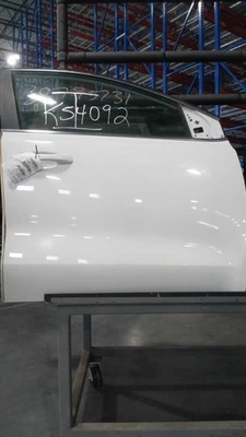 2017-2022 KIA Sportage Right Door White OEM Used 631130 172K Miles — 第 1/4 张图片