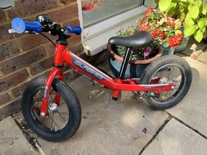 Islabikes Isla Rothan 12'' Red Balance Bike with Brake + Larger Height Saddle - Picture 1 of 3