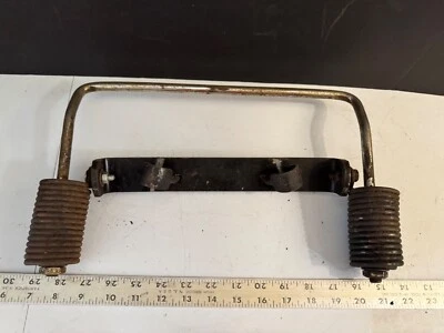 老式原始设备制造商 Harley Davidson O R 印度座椅辅助弹簧 — 第 1/2 张图片