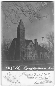 RPPC ROCK RAPIDS, IOWA M.E. Foto postal de iglesia vintage 1907 - Imagen 1 de 2