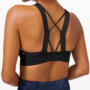 Lululemon Strong at Heart Sports Bra Medium Support C/D Cup Black Size 6 - Picture 1 of 10