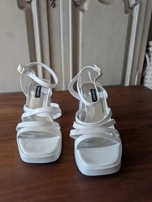 Nine West sz 7M Womens Teriss3 White Strappy Ankle, Block Heel Shoes - Image 1 of 4