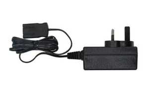 SCALEXTRIC TRANSFORMER P9400 P9400W HIGH OUTPUT 1.2 AMP POWER SUPPLY 15 VOLT - Picture 1 of 3