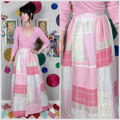 Maxi Falda Campesina Vintage Años 70 Rosa y Blanco Patchwork | Cintura 30" Foto 1 de 4