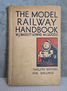 Das Modelleisenbahnhandbuch - W J Bassett-Lowke M I Lok E Zwölfte Auflage 1946 - Bild 1 von 13