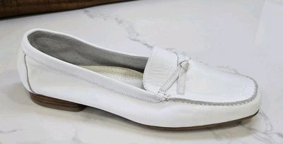 Karen Scott Wendy Women's Size M Leather Uppers Loafer Flats Shoes White - Image 1 of 4