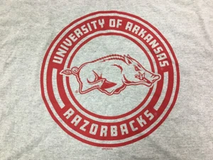 ARKANSAS RAZORBACKS OFFICIALLY LICENSED T-SHIRT Brand New S-XXL - Picture 1 of 3