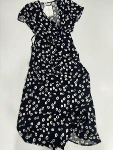Seraphine Maternity Dress. Wrap. Nursing. Floral pattern Black Size 8 NWT!! - Picture 1 of 3