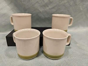 JAPAN VINTAGE STONEWARE GREEN BOTTOM BAND / STRIPE LOT OF 4 CUPS - Picture 1 of 5