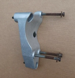 2009 DODGE CHARGER 2.7 Alternator Bracket 04792830AA - Picture 1 of 4