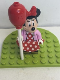 Lego Disney Castle Minfig. Minnie Mouse Red Polka Dot Dress,Red Bow,Pink Sweater