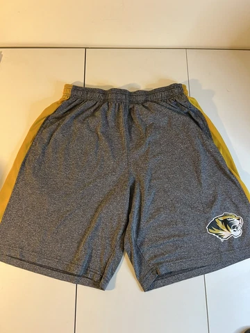 University of Missouri Tigers Mizzou shorts Rivalry Threads 91 Size Large 36/38 Cover