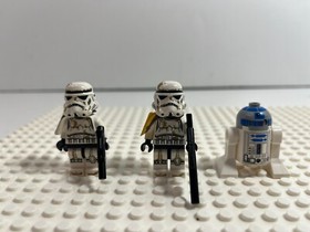LEGO Starwars: Sandtrooper + R2-D2 minifigs only from Droid Escape 6209