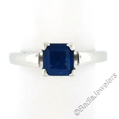 Anillo solitario de zafiro vintage de platino de 1,05 ctw con corte de paso cuadrado Foto 1 de 4