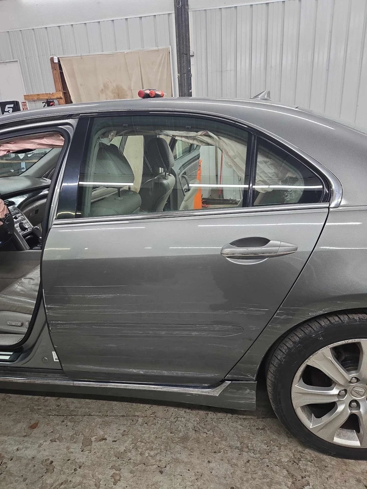 Used Rear Left Door Assembly Rear Side fits: 2010 Acura Rl electric Rear Left Gr - Изображение 1 из 4