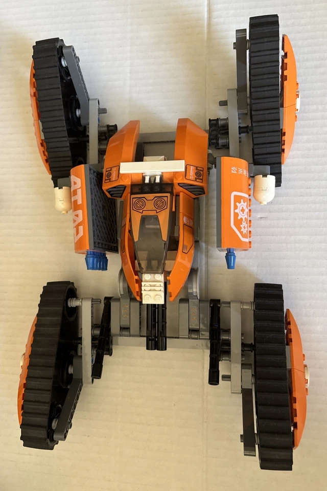 LEGO Exo-Force: Mobile Defense Tank (7706) Incomplete - Image 1 of 4
