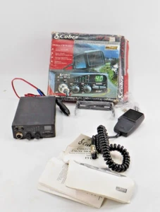 Radio CB 40 canales bidireccional negra Cobra 19 DX ii con soporte/cableado/instrucciones - Imagen 1 de 10