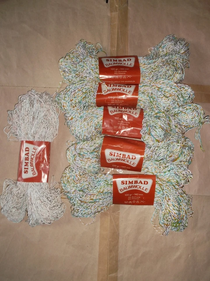 NEU 6 Knäule Garn Strickgarn Marke Hartmuth Wolle Baumwolle weiß + bunter Faden - Bild 1 von 4