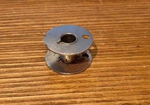 Vintage Singer 15 Sewing Machine Part (1920) - Bobbin - Picture 1 of 2