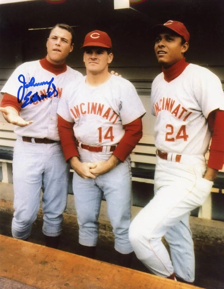 约翰尼·爱德华兹 带玫瑰和佩雷斯·辛纳蒂·雷兹签名亲笔签名 8 X 10 照片 W — 第 1/1 张图片