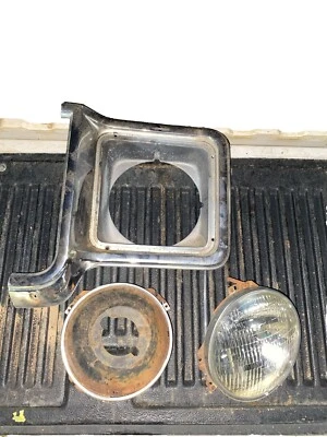 Ободок ковша фар 1977 Chevy Chevrolet K10 - Изображение 1 из 4